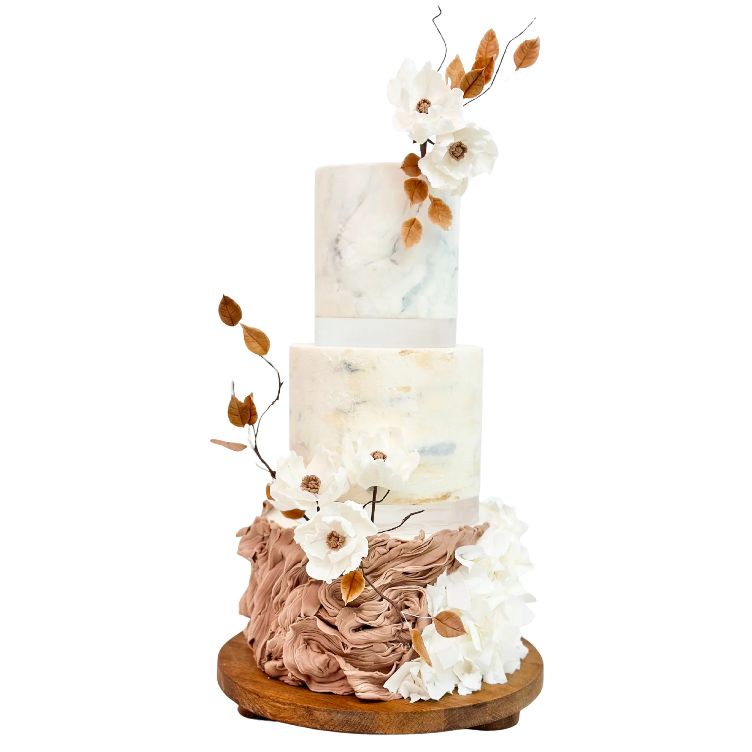Smooth white fondant cake covered with Saracino sugar paste – pasta cover 2